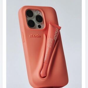 rhode iphone plus peach pit case!